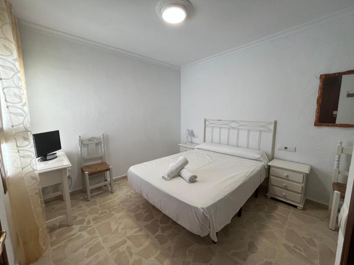 Hostel Conil Conil De La Frontera Luaran gambar