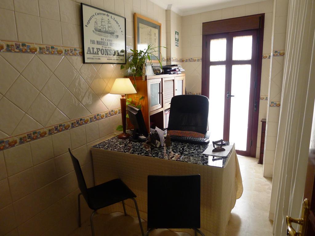 Hostel Conil Conil De La Frontera Luaran gambar
